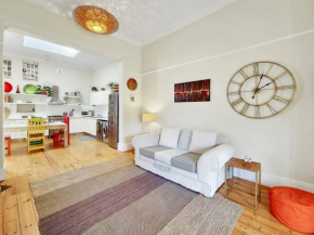 Spacious Family Home in Woodstock!